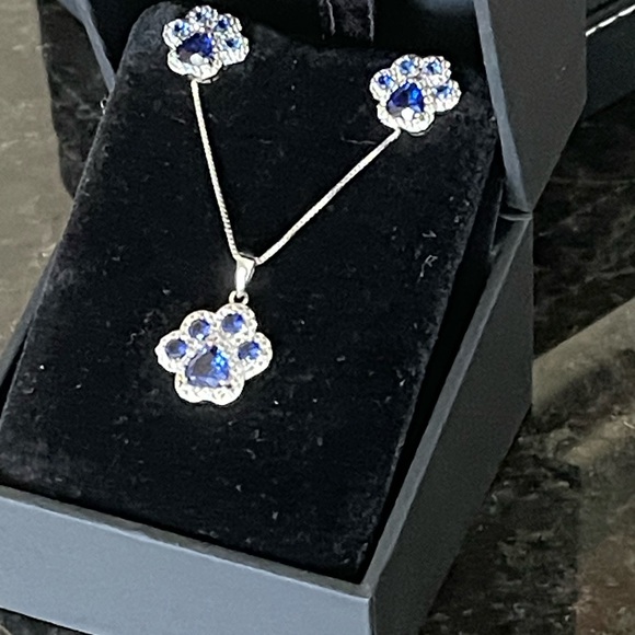 Sapphire and Diamond Paw Print necklaces and earrings - Picture 3 of 6
